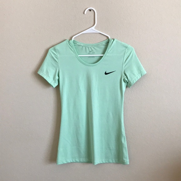 mint green nike top